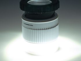 Лупа 15х с подсветкой, диаметр линзы 30 мм