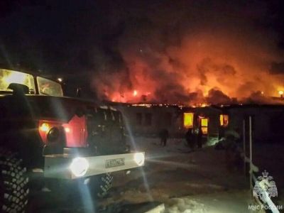 Пожар уничтожил здание детского сада в Усть-Алданском районе            
                UPD