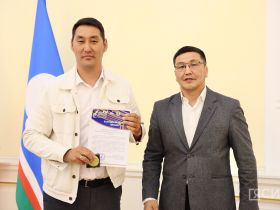 Сергей Местников наградил организаторов двух спартакиад в Якутии
