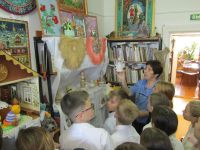 Садовая модельная сельская библиотека