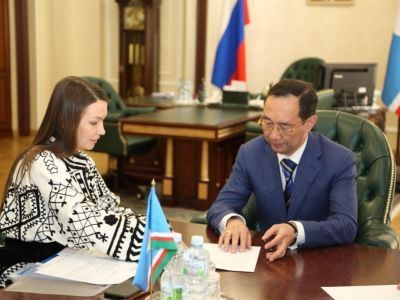Глава Якутии обсудил с директором Роскультцентра участие республики в «Российской креативной неделе»