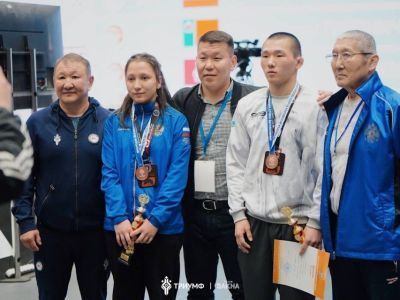 Спортсмены Якутии стали бронзовыми призерами чемпионата России по вольной борьбе