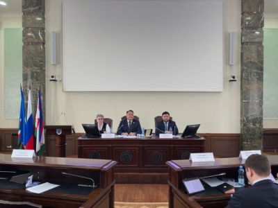 Альберт Семенов: «Якутск от нового закона о местном самоуправлении только выиграет»