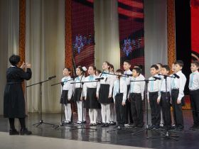 В Доме дружбы народов Якутии стартовал фестиваль к 80-летию Победы