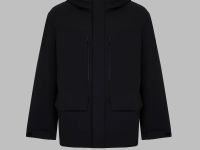 Утепленная куртка с капюшоном