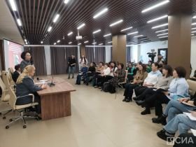 В Якутске стартовали курсы по психологической помощи участникам СВО и их семьям