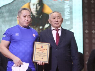 Алексей Агапов из Якутии стал первым заслуженным тренером России по мас-рестлингу