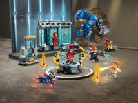 Super Heroes 76315 Конструктор Лаборатория Железного человека: Зал костюмов