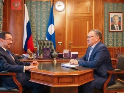 Предложения по развитию энергетики озвучил Айсену Николаеву народный депутат Виктор Федоров