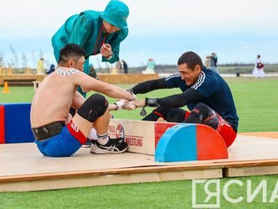 Порядка 200 спортсменов участвуют в соревнованиях Ысыаха Олонхо в Верхневилюйске