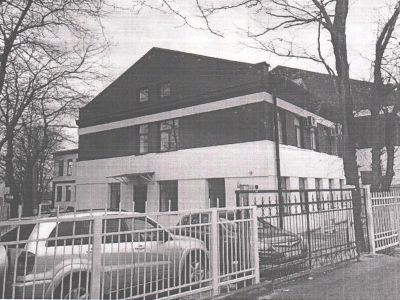 Школа, где учились Герои Советского Союза: в 1930 - 1939 годах - А.К. Назаренко (1921), в 1931 - 1940 годах - В.А. Марков (1923 - 1955)