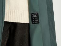 Утепленное пальто свободного силуэта