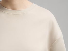 Свободная футболка из хлопкового трикотажа интерлок