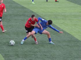 Футболисты Якутии добились побед в предпоследнем домашнем матче ЮФЛ