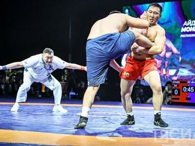 В Верхневилюйске в предстоящие выходные лучшие хапсагаисты сойдутся на турнире Василия Степанова