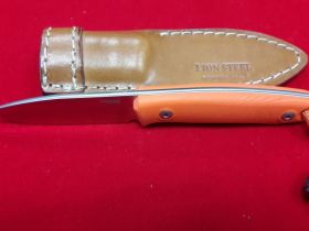 Нож с фиксированным клинком LionSteel M1 GOR, сталь M390, рукоять G10, оранжевый