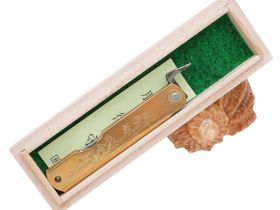 Складной нож Nagao Higonokami Damascus hand forging, 80мм, сталь Aogami, рукоять латунь