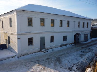 Бывший 2-х этажный дом промышленников Оловниковых, XIX в.