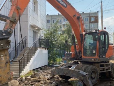 Причиной отключения света в центре Якутска стал экскаватор