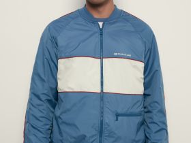 Олимпийка с контрастной отделкой из капсулы ретро