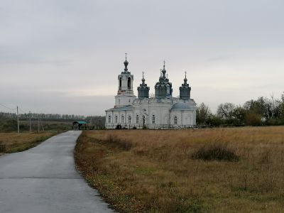 Церковь Михаила Архангела с интерьером