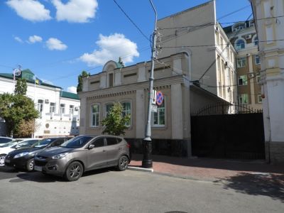 Дом, в котором в 1951-1952 гг. жил композитор, военный дирижер, автор вальса «На сопках Маньчжурии» Шатров Илий Алексеевич