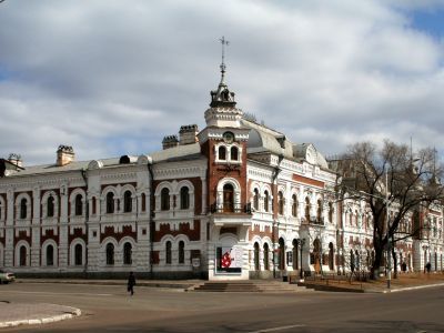 Торговый дом (до 1917 года  немецкая торговая фирма Кунста и Альберста) ныне областной  краеведческий музей