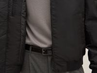 Утепленная куртка-бомбер с капюшоном