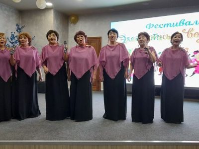 В Алдане прошел фестиваль народного творчества «Элегантный возраст»