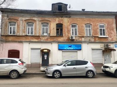 Дом с магазином