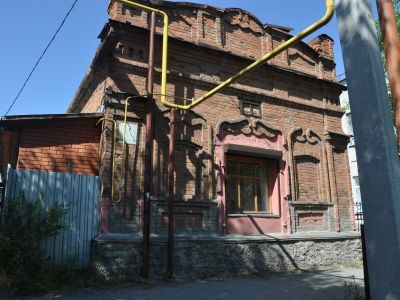 Постройка хозяйственно-складского назначения