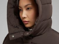 Стеганая куртка с капюшоном