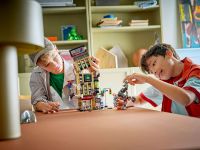 Super Heroes 76342 Конструктор Daily Bugle: Человек-паук против Мистерио