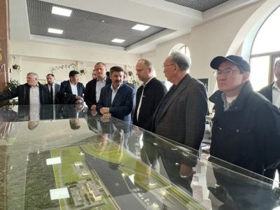 Делегация Беларуси посетила станцию Нижний Бестях для обсуждения ключевых логистических проектов / ЯСИА   
