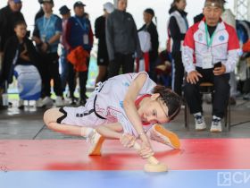 Завершились соревнования по мас-рестлингу и якутской вертушке на Играх Манчаары