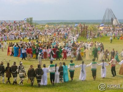 К столетию республики проведут форум якутян