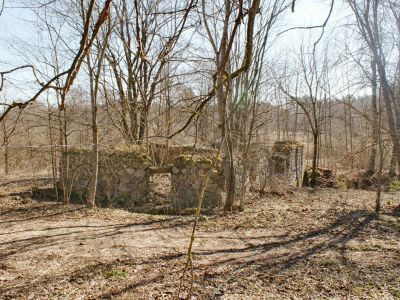 Мельница каменная