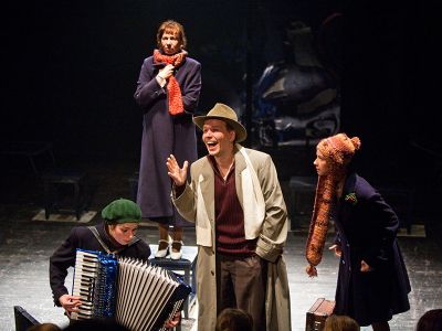 Билеты на Пять вечеров (Молодёжный театр на Фонтанке) / Театр | Афиша | ИнфоТаймс