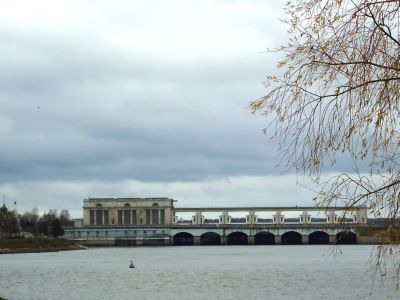 Ансамбль Угличской гидроэлектростанции