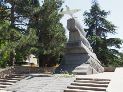 Памятник воинам 8-й воздушной армии