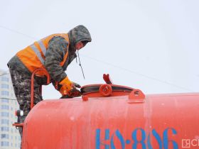 В очистке от снега и талых вод задействованы все силы Якутска