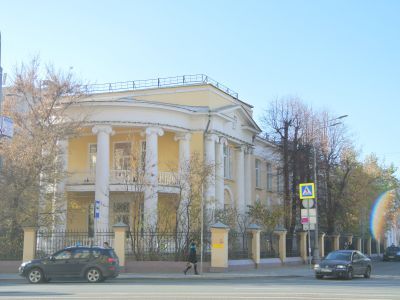 Здание Института глазных болезней им. Гельмгольца