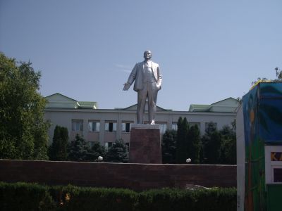 Памятник В.И.Ленину