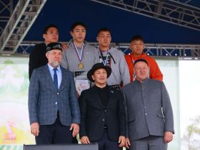 Стали известны победители соревнований по мас-рестлингу и борьбе корэш на Сабантуе