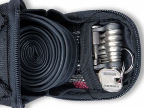 Подседельная сумка Topeak Aero Wedge Pack (QuickClick), средняя (черный)