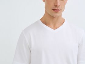 Базовая футболка, Белый