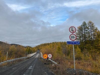 Топливо в Оймяконский район Якутии будут доставлять малотоннажными машинами
