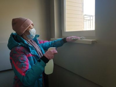 Управляющие компании якутского города Покровска обеспечивают средствами для обработки подъездов