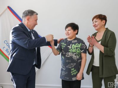 Вдове участника СВО общественность Якутска помогла с ремонтом дома