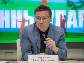 В Якутске презентовали медали и экипировку Игр Манчаары